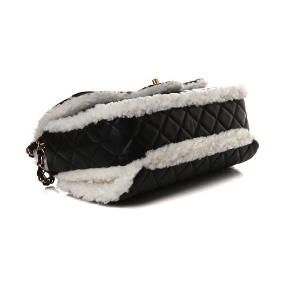 Chanel Lambskin Shearling Large CC Flap Bag - Picture 3 of 12